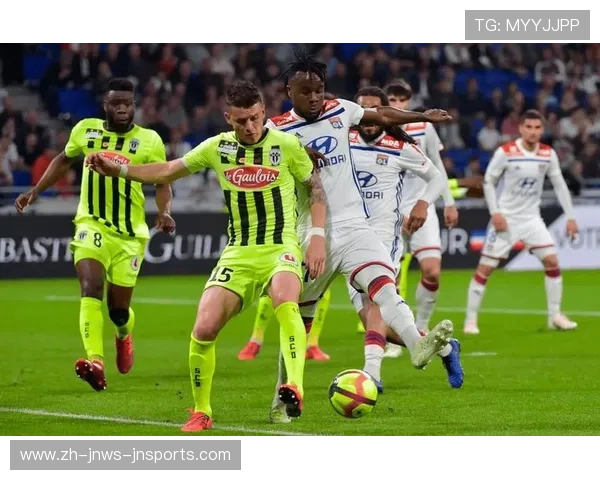 法甲球员表现趋势分析：谁在上升，谁逐渐淡出？